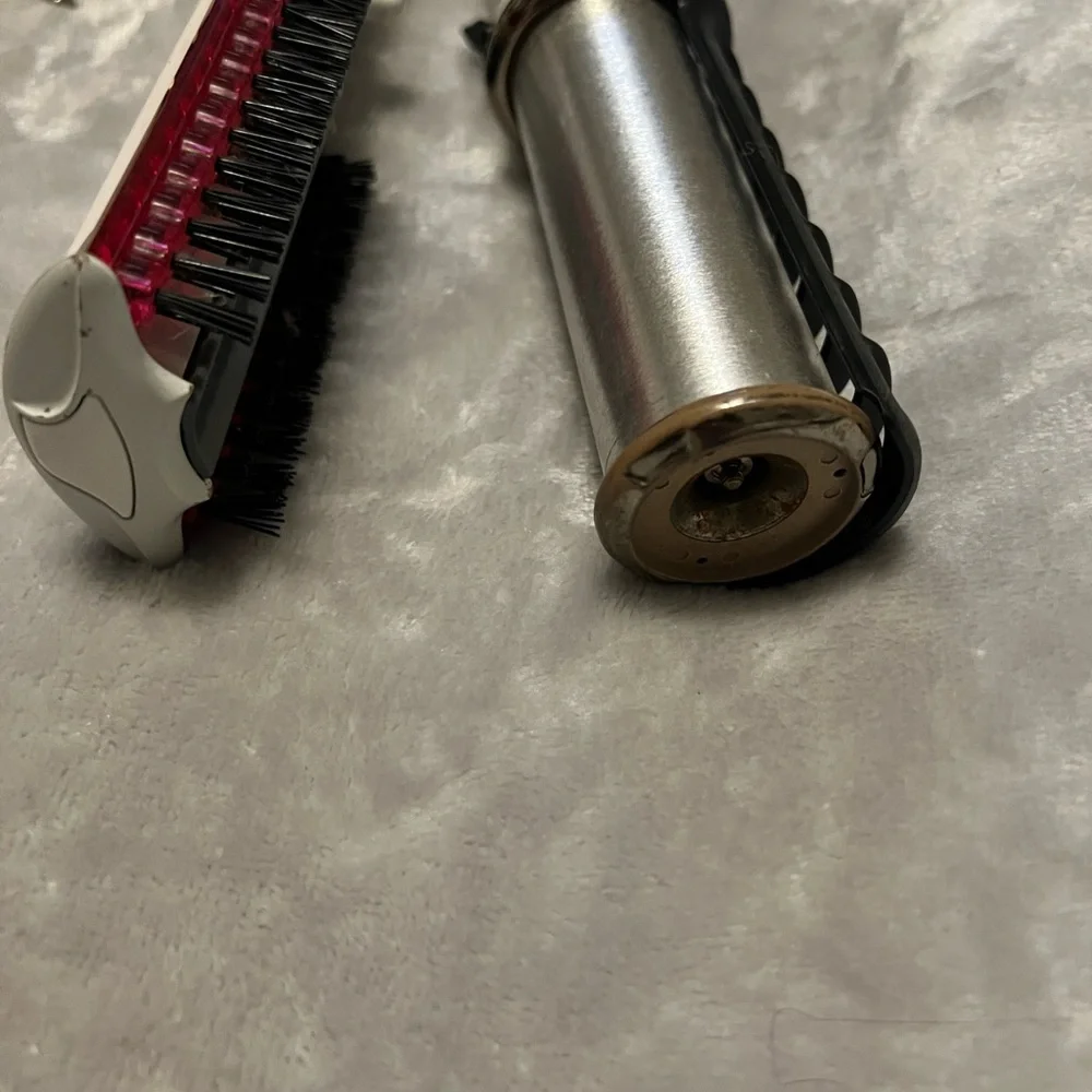 White and Pink Hair Styling Tool - Picture 8 of 15